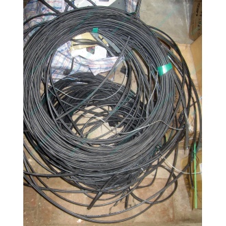 Оптический кабель Б/У для внешней прокладки (с металлическим тросом) в Шахтах, оптокабель БУ (Шахты)