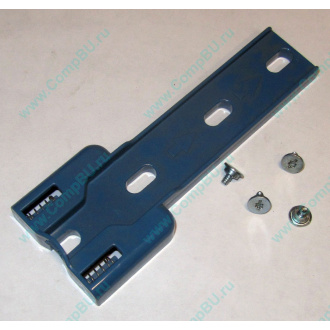 Синий пластмассовый фиксатор-защёлка HP 224981-001 для 5.25" устройств в HP ML370 (Шахты)